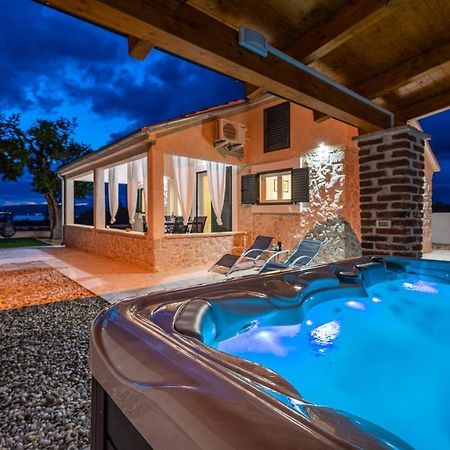 Holiday Home Figurica Novigrad  Esterno foto