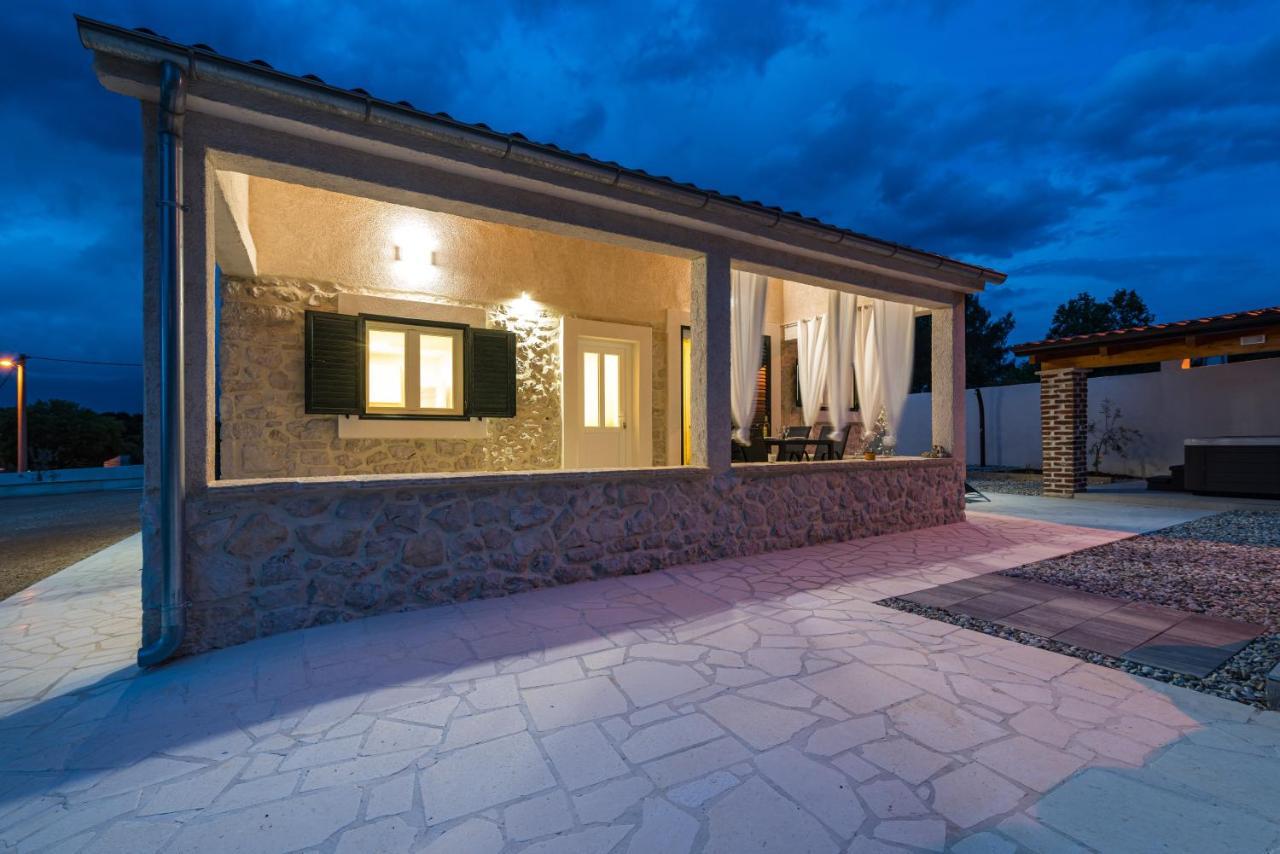 Holiday Home Figurica Novigrad  Esterno foto