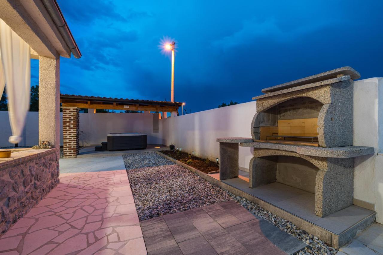 Holiday Home Figurica Novigrad  Esterno foto