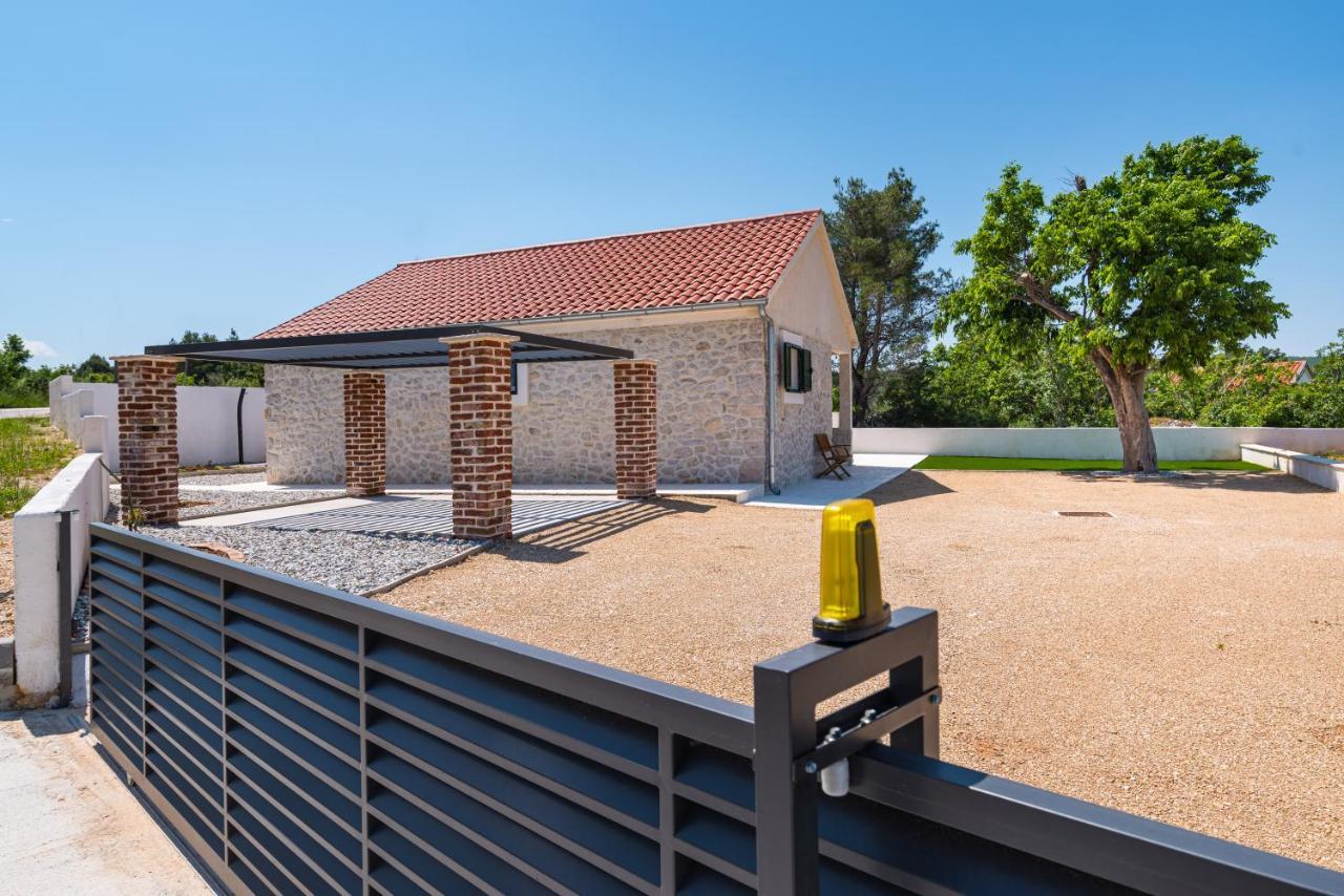 Holiday Home Figurica Novigrad  Esterno foto