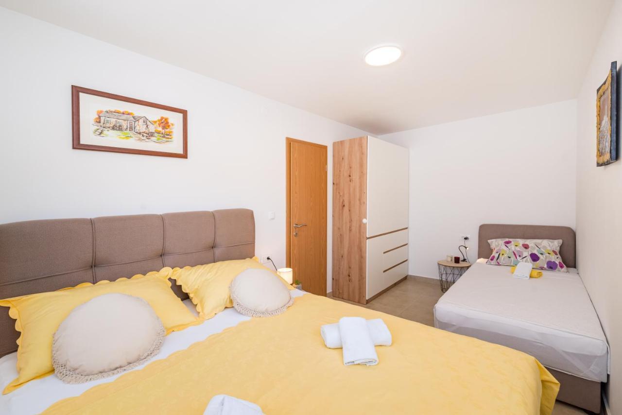 Holiday Home Figurica Novigrad  Esterno foto